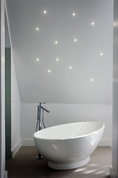 Deep Soaking Bathtub
